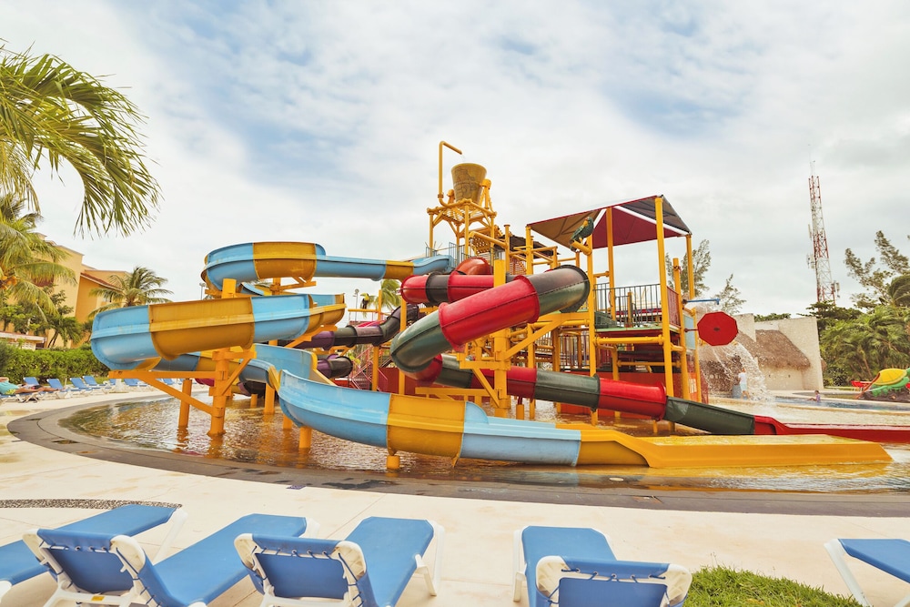 All Ritmo Cancun Resort & Water Park — Attractions for children in Cancun, Quintana Roo