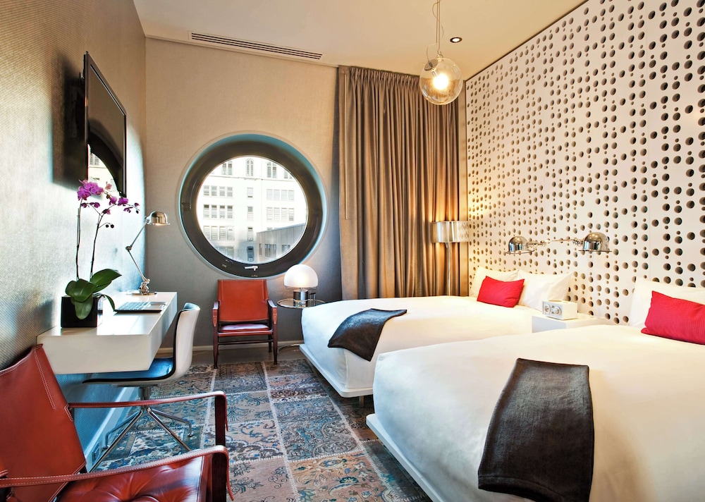 Dream Downtown, by Hyatt — Hotel rooms in New York City, New York State
