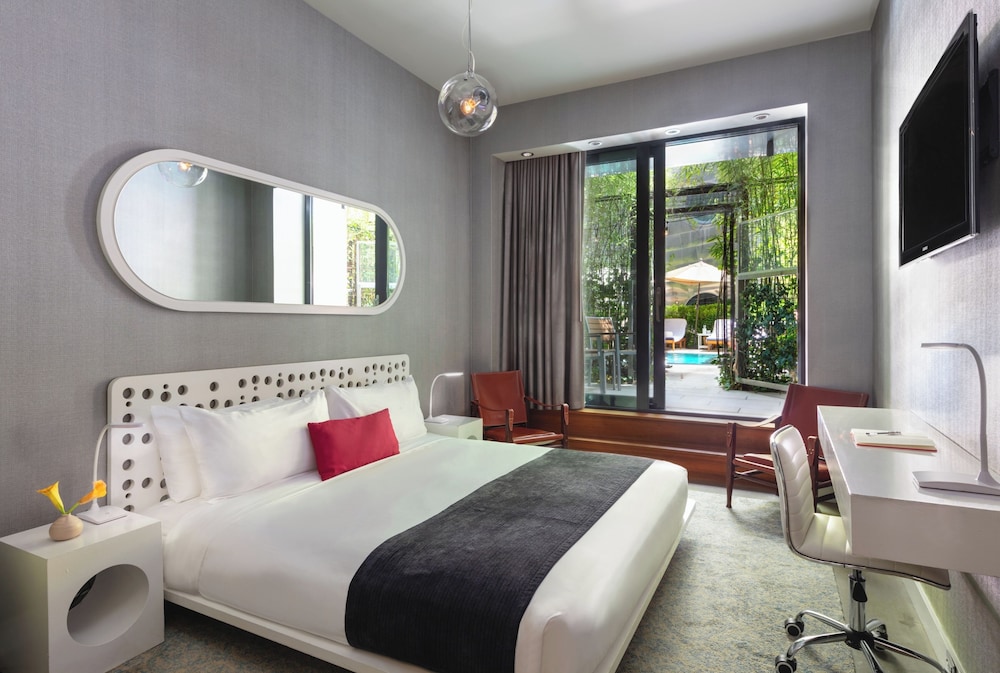 Dream Downtown, by Hyatt — Hotel rooms in New York City, New York State