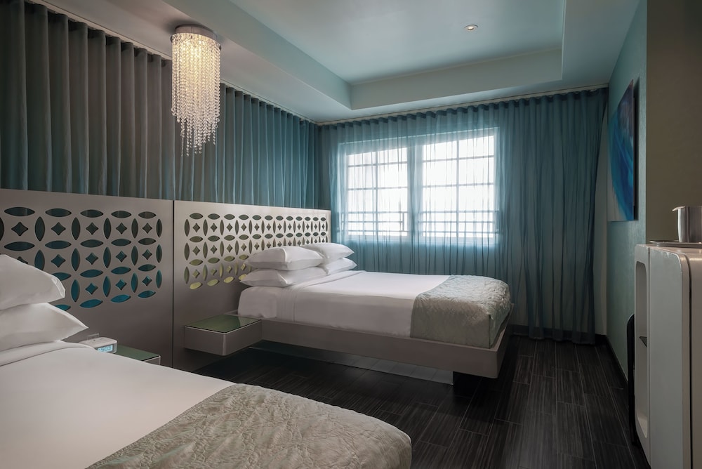 Dream South Beach, by Hyatt — Hotel rooms in Miami, Florida