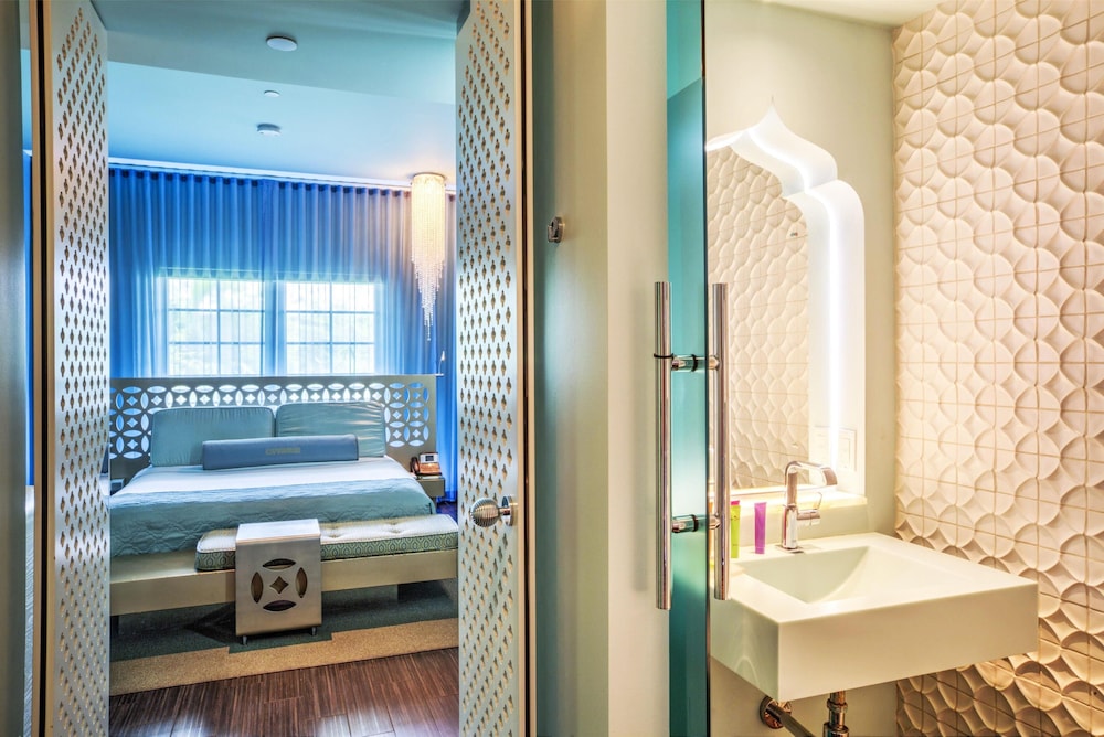Dream South Beach, by Hyatt — Hotel rooms in Miami, Florida