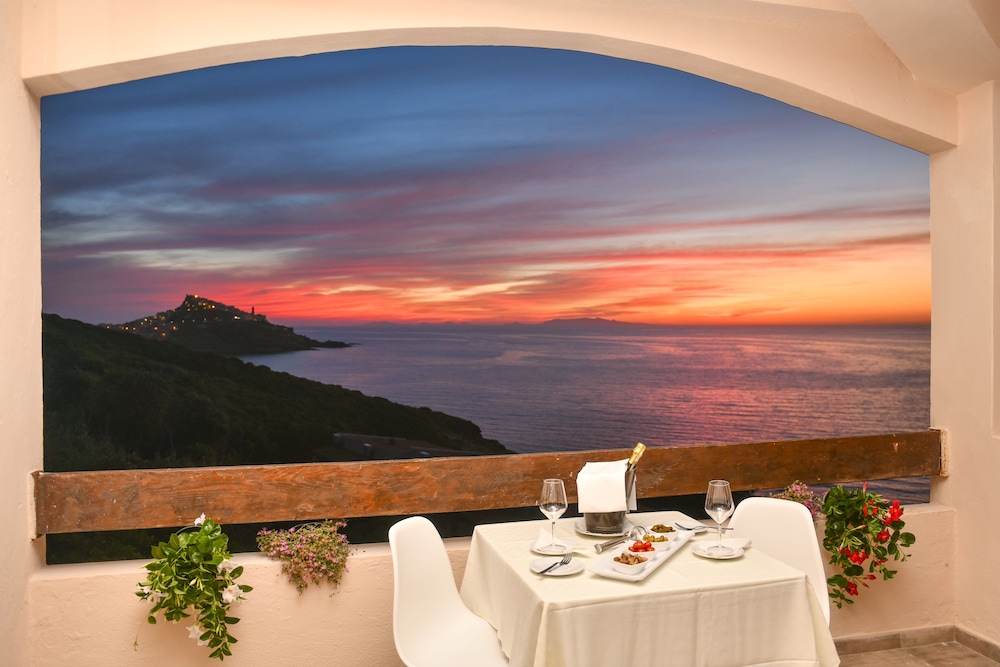 Castelsardo Resort Village — Restaurant & bars in Castelsardo, Sardinia