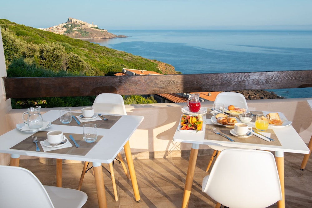 Castelsardo Resort Village — Restaurant & bars in Castelsardo, Sardinia