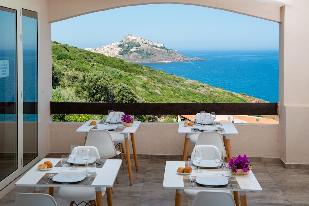 Castelsardo Resort Village — Restaurant & bars in Castelsardo, Sardinia