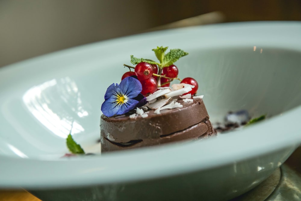 Château Monfort — Restaurant & bars in Milan, Lombardy