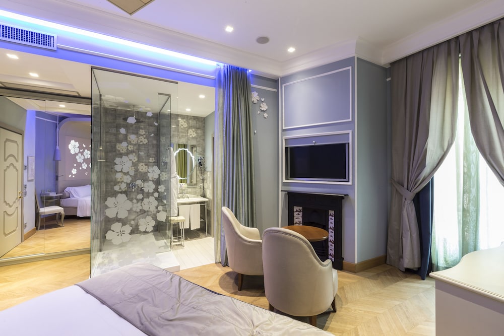 Château Monfort — Hotel rooms in Milan, Lombardy