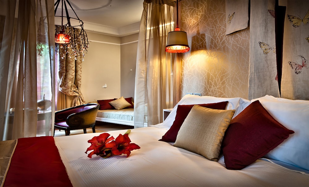 Château Monfort — Hotel rooms in Milan, Lombardy