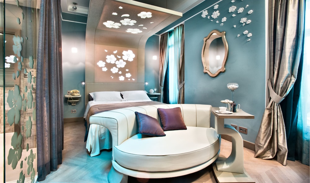 Château Monfort — Hotel rooms in Milan, Lombardy