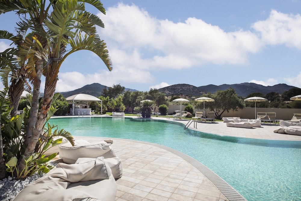 Hotel San Teodoro — Swimming pool in San Teodoro, Sardinia