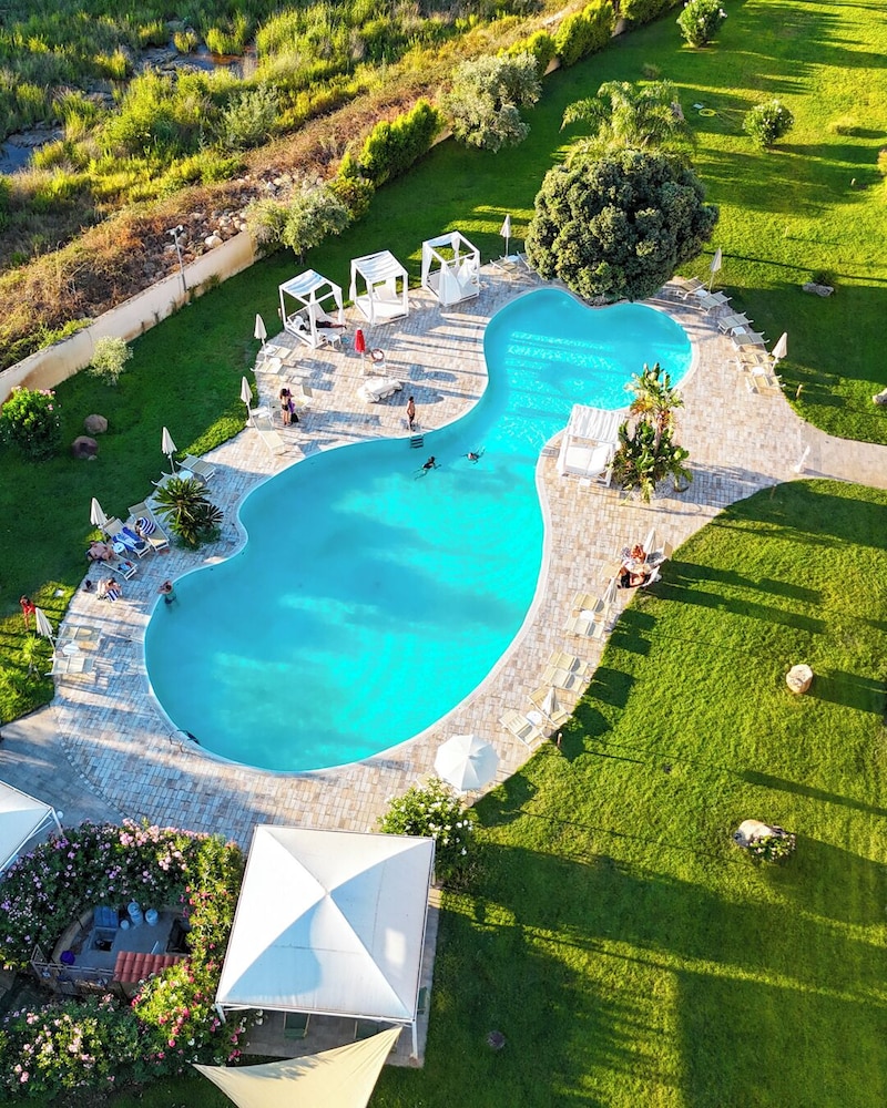 Hotel San Teodoro — Swimming pool in San Teodoro, Sardinia