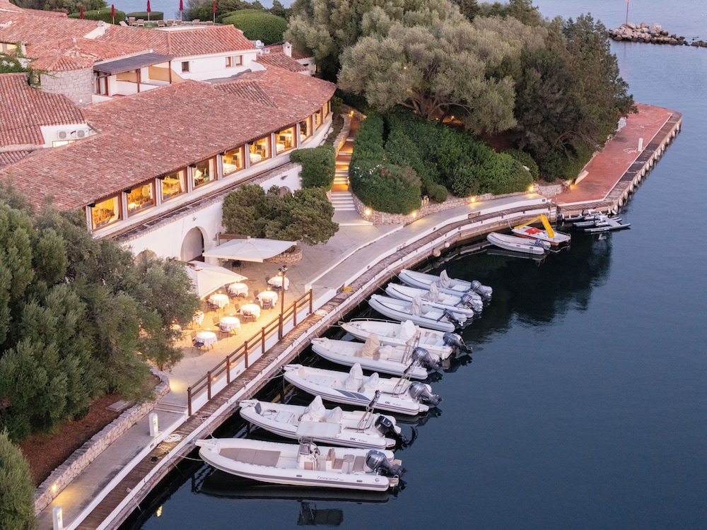 Hotel Palumbalza Porto Rotondo — Hotel building in Olbia, Sardinia