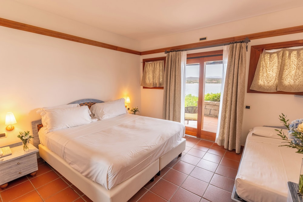 Hotel Palumbalza Porto Rotondo — Hotel rooms in Olbia, Sardinia