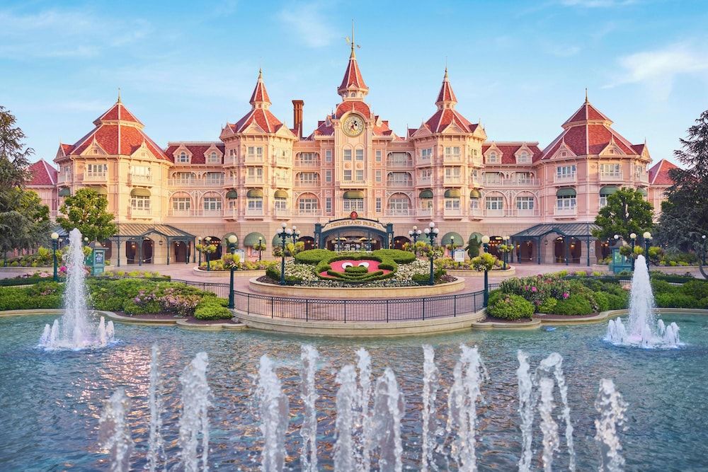 Disneyland® Hotel