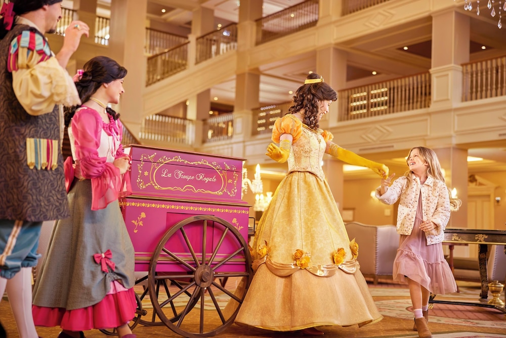 Disneyland® Hotel — Attractions in the area in Disneyland Paris, Ile-de-France