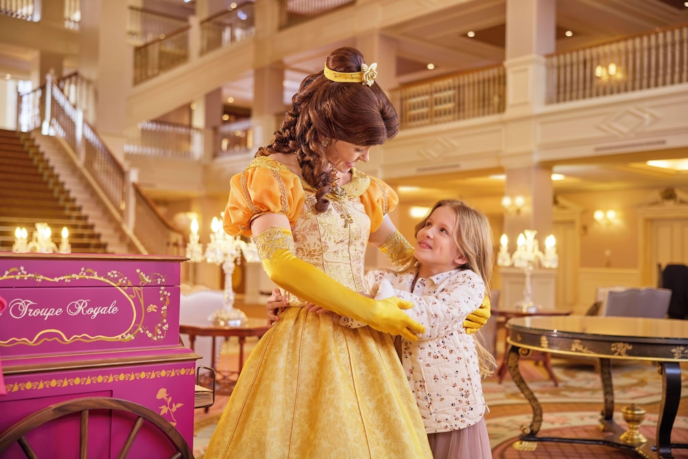 Disneyland® Hotel — Attractions for children in Disneyland Paris, Ile-de-France