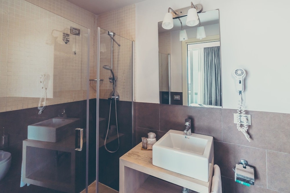 Hotel Il Piccolo Giardino — Hotel rooms in Taormina, Sicily