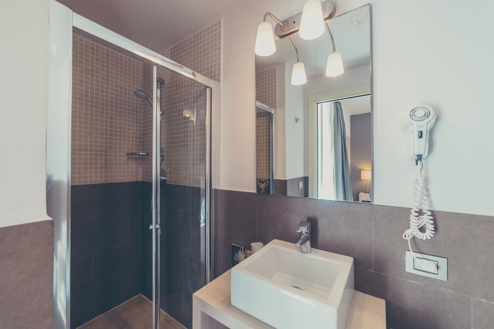 Hotel Il Piccolo Giardino — Hotel rooms in Taormina, Sicily