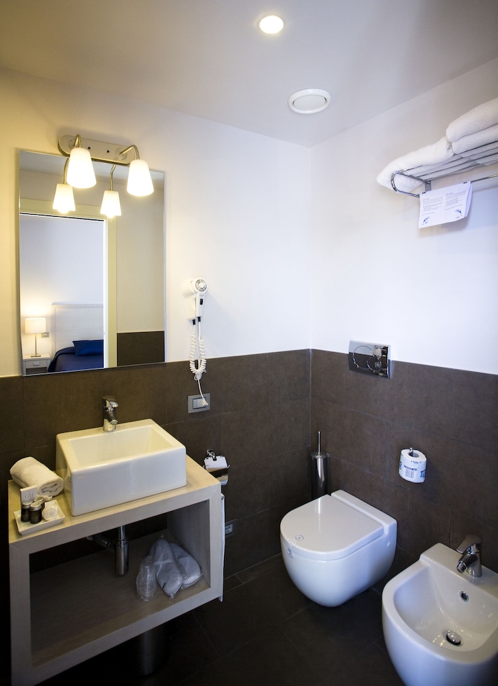 Hotel Il Piccolo Giardino — Hotel rooms in Taormina, Sicily