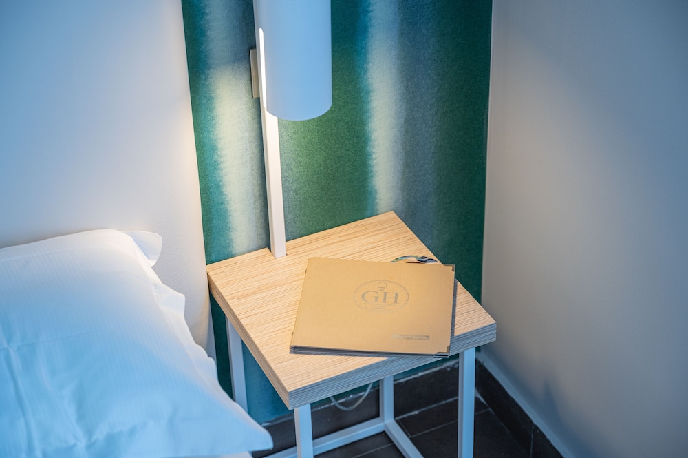 Hotel Il Piccolo Giardino — Hotel rooms in Taormina, Sicily