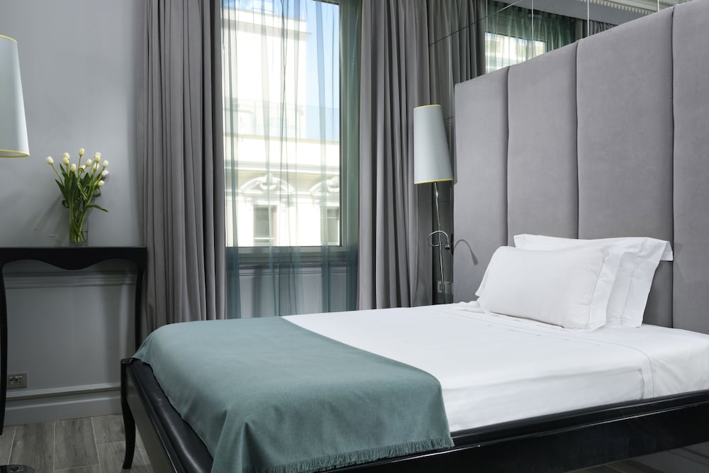 Leon's Place Hotel — Hotel rooms in Rome, Lazio