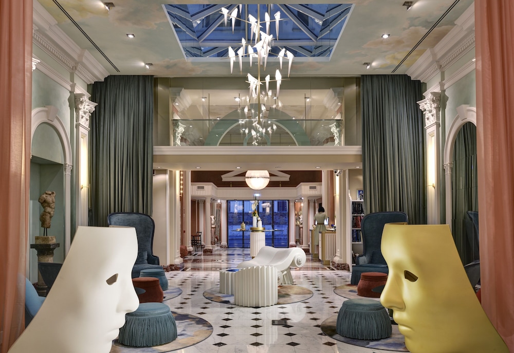 Leon's Place Hotel — Hotel building in Rome, Lazio