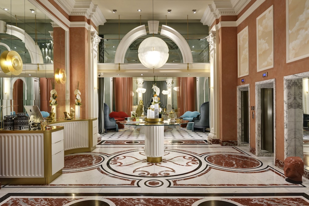 Leon's Place Hotel — Hotel building in Rome, Lazio