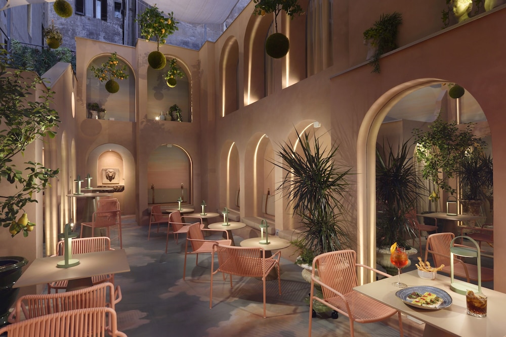 Leon's Place Hotel — Restaurant & bars in Rome, Lazio