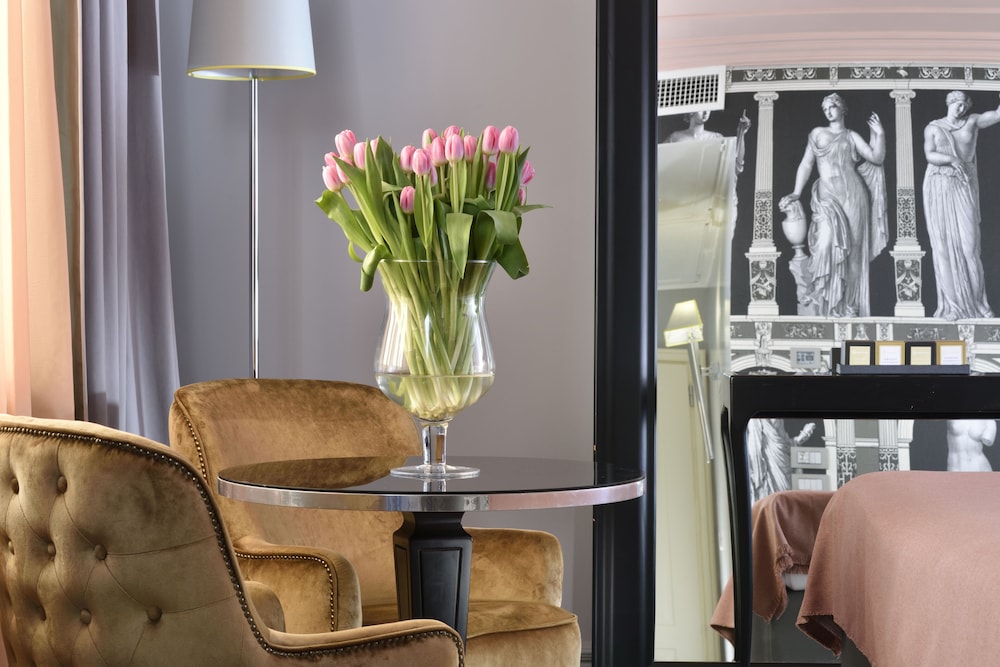 Leon's Place Hotel — Hotel rooms in Rome, Lazio