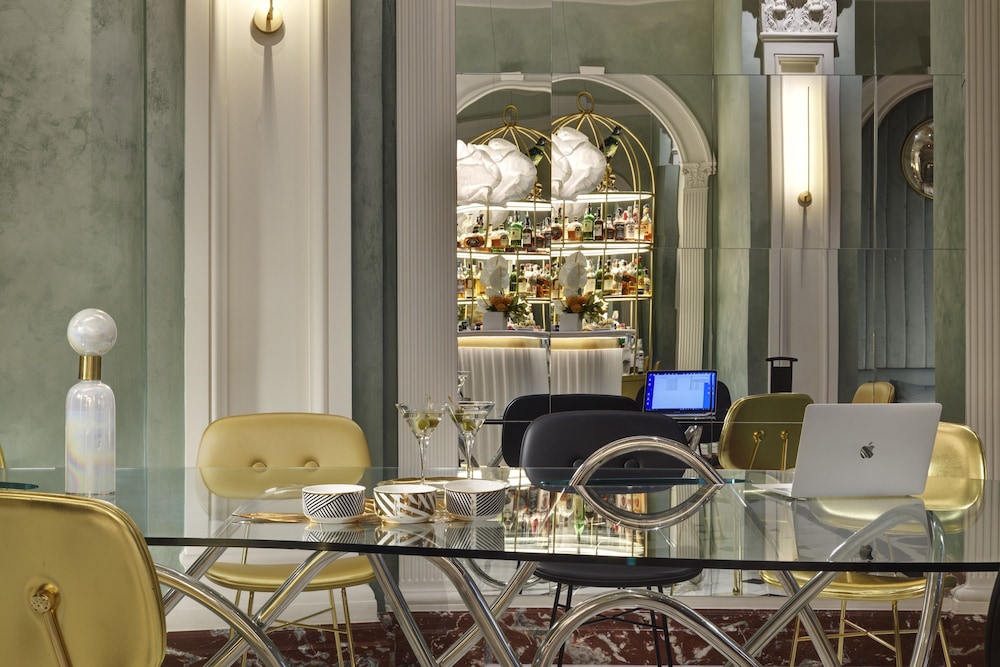 Leon's Place Hotel — Restaurant & bars in Rome, Lazio