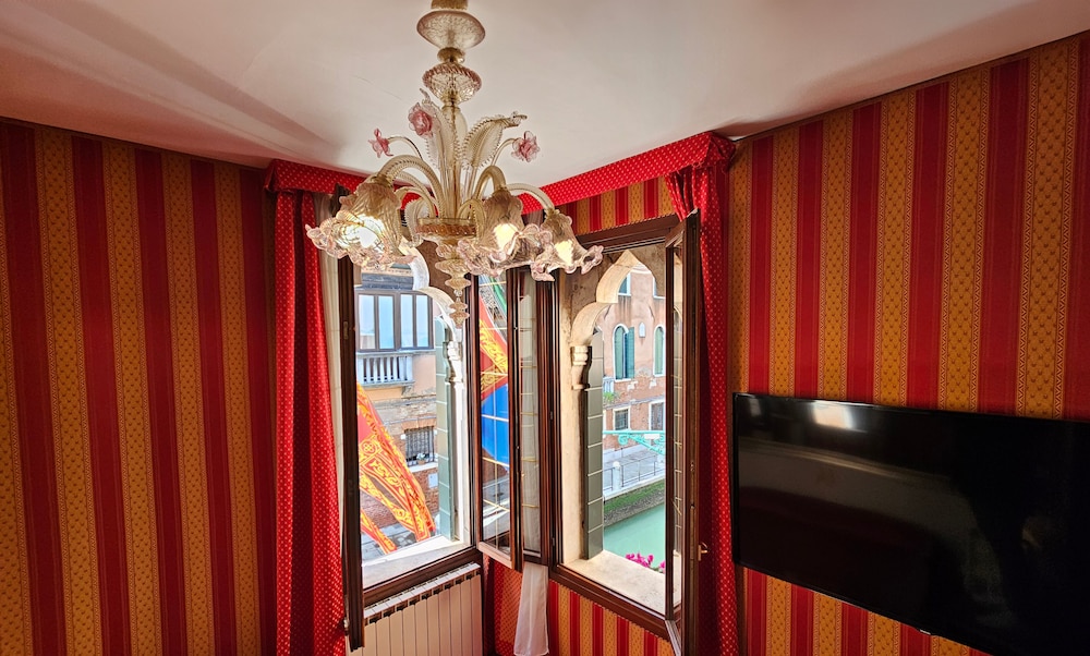 Hotel Messner — Hotel rooms in Venice, Veneto