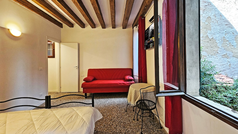 Hotel Messner — Hotel rooms in Venice, Veneto