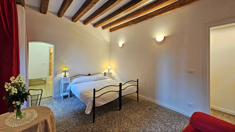 Hotel Messner — Hotel rooms in Venice, Veneto