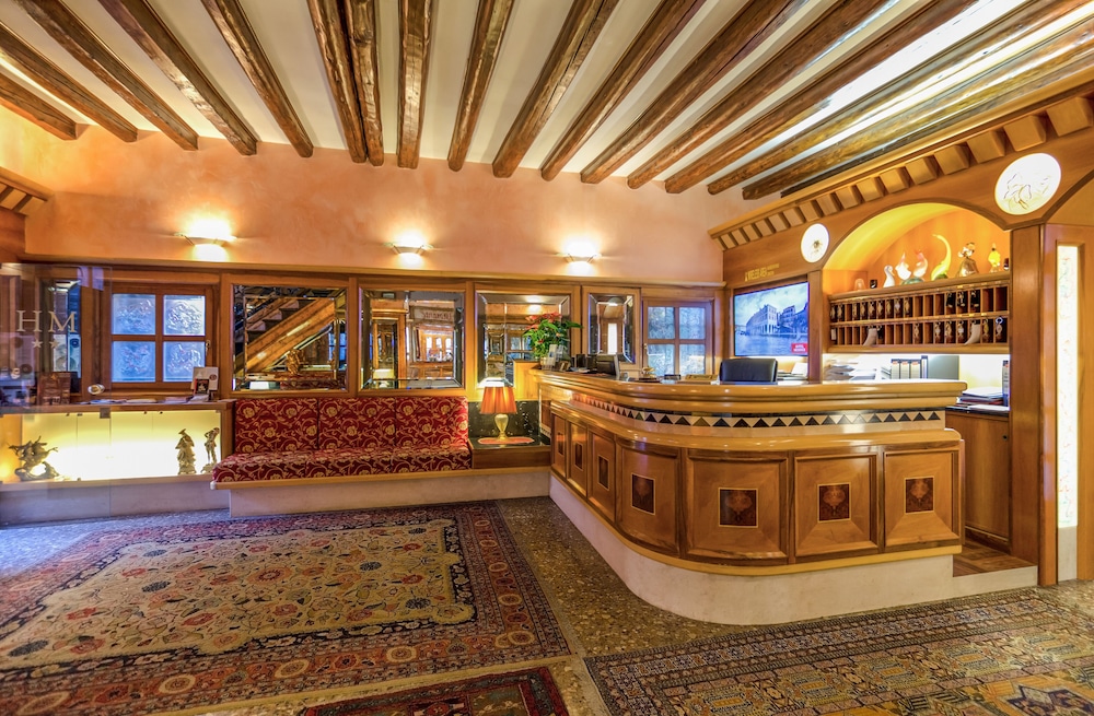Hotel Messner — Hotel building in Venice, Veneto