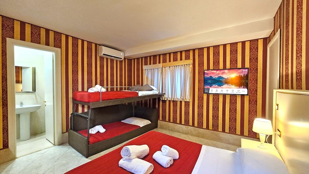 Hotel Messner — Hotel rooms in Venice, Veneto