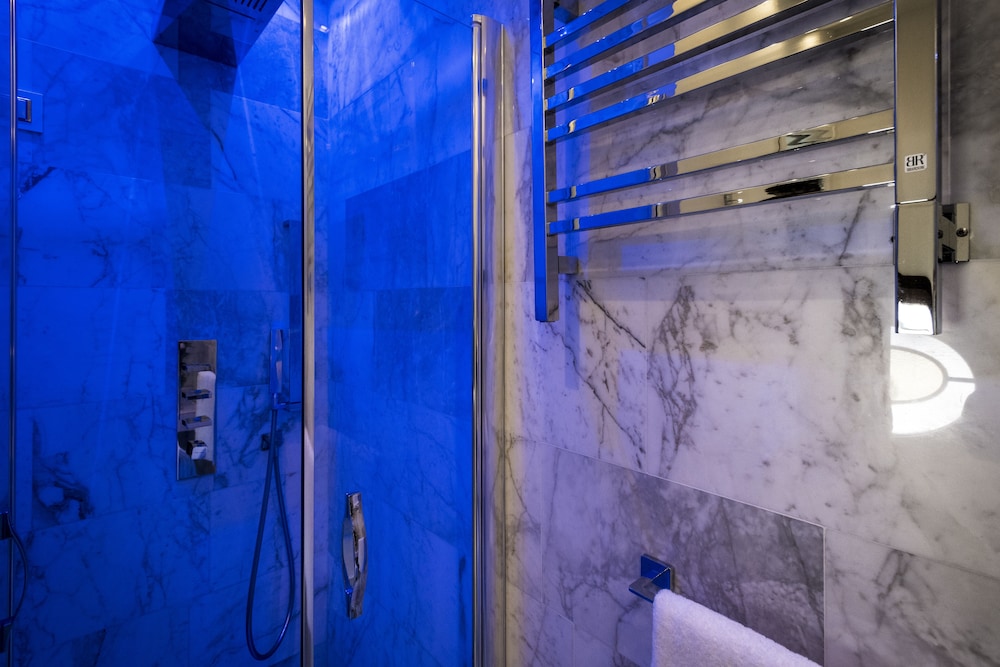 Hotel Metropole Taormina — Hotel rooms in Taormina, Sicily