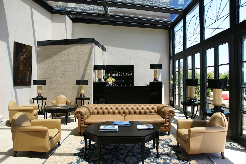 Hotel Metropole Taormina — Restaurant & bars in Taormina, Sicily