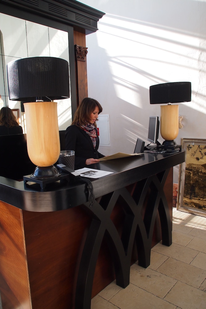 Hotel Metropole Taormina — Hotel building in Taormina, Sicily