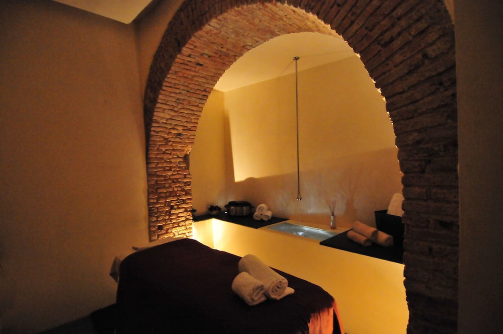 Hotel Metropole Taormina — Hotel rooms in Taormina, Sicily