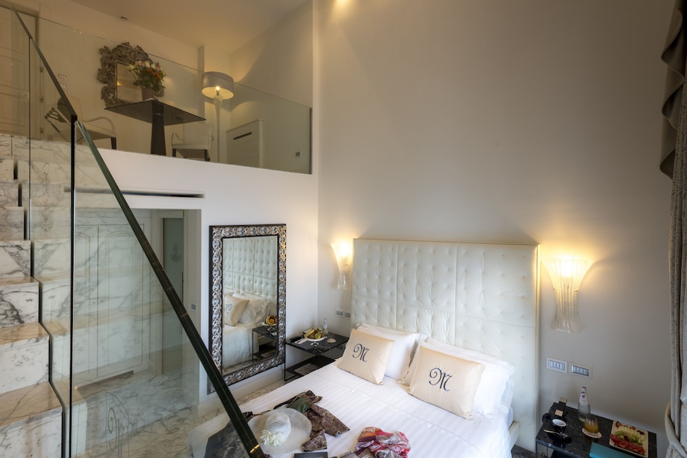 Hotel Metropole Taormina — Hotel rooms in Taormina, Sicily