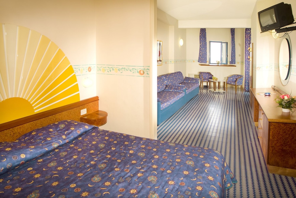 Sporting Baia Hotel — Hotel rooms in Giardini Naxos, Sicily