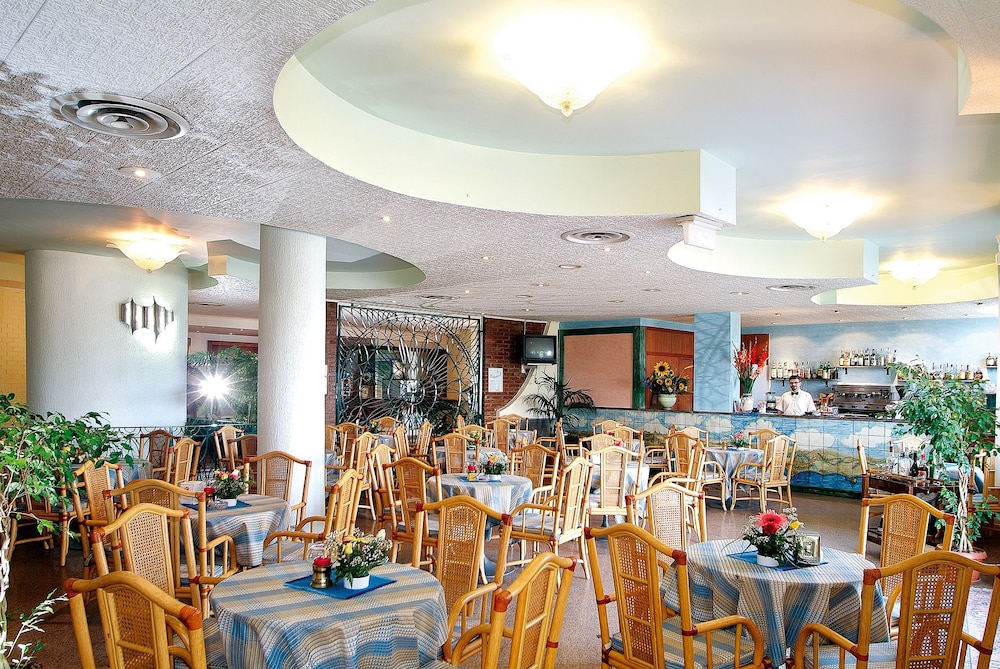 Sporting Baia Hotel — Restaurant & bars in Giardini Naxos, Sicily