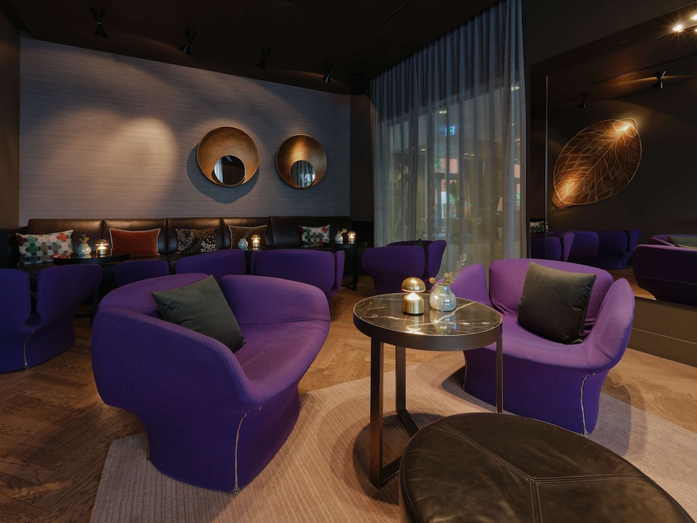 Adina Apartment Hotel Berlin Hackescher Markt — Restaurant & bars in Berlin, Berlin