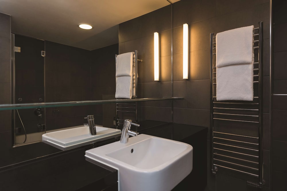 Adina Apartment Hotel Berlin Hackescher Markt — Hotel rooms in Berlin, Berlin