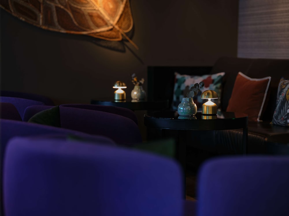 Adina Apartment Hotel Berlin Hackescher Markt — Restaurant & bars in Berlin, Berlin