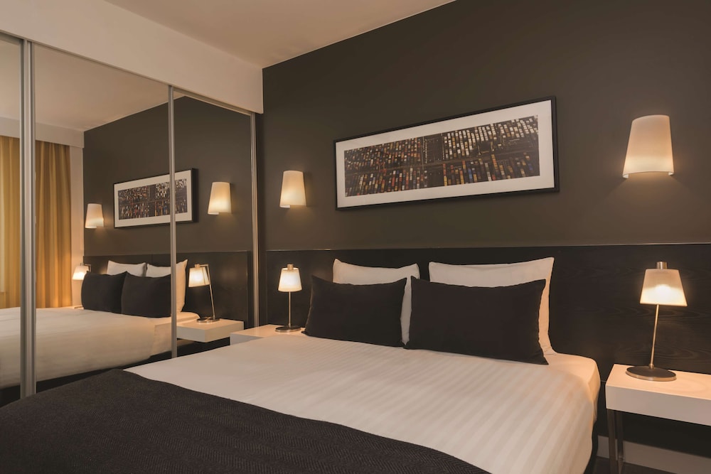 Adina Apartment Hotel Berlin Hackescher Markt — Hotel rooms in Berlin, Berlin