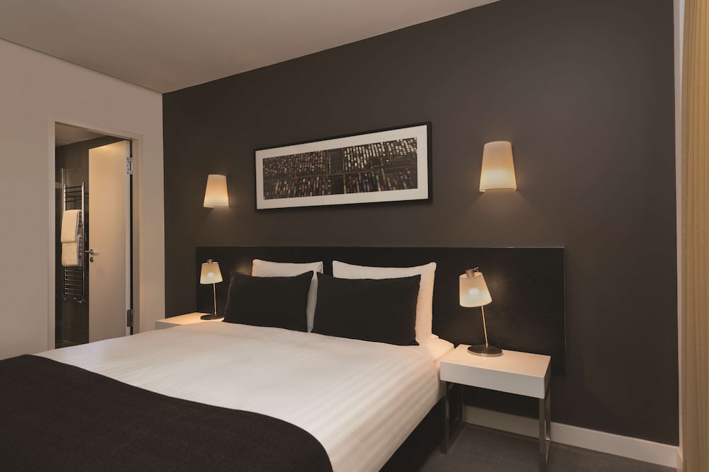 Adina Apartment Hotel Berlin Hackescher Markt — Hotel rooms in Berlin, Berlin