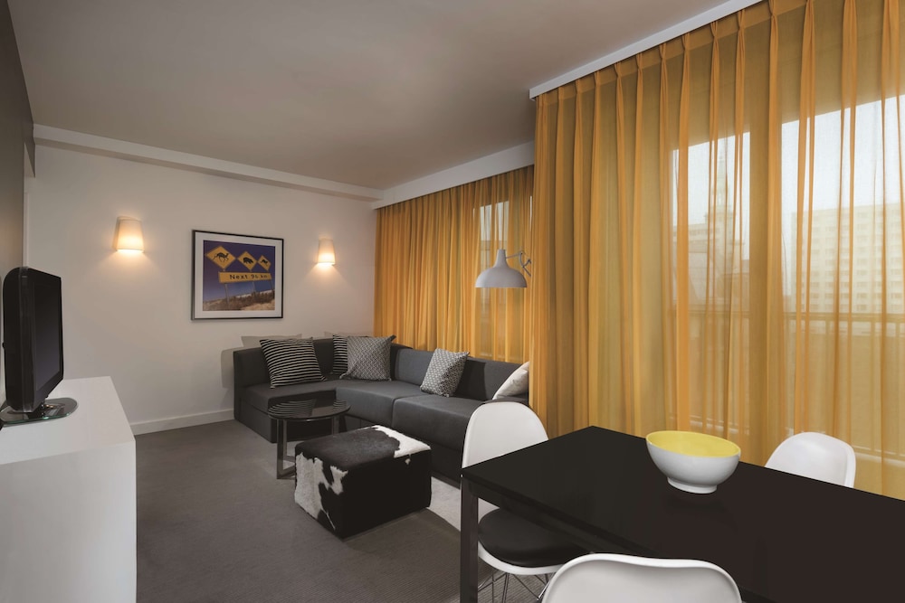 Adina Apartment Hotel Berlin Hackescher Markt — Hotel rooms in Berlin, Berlin