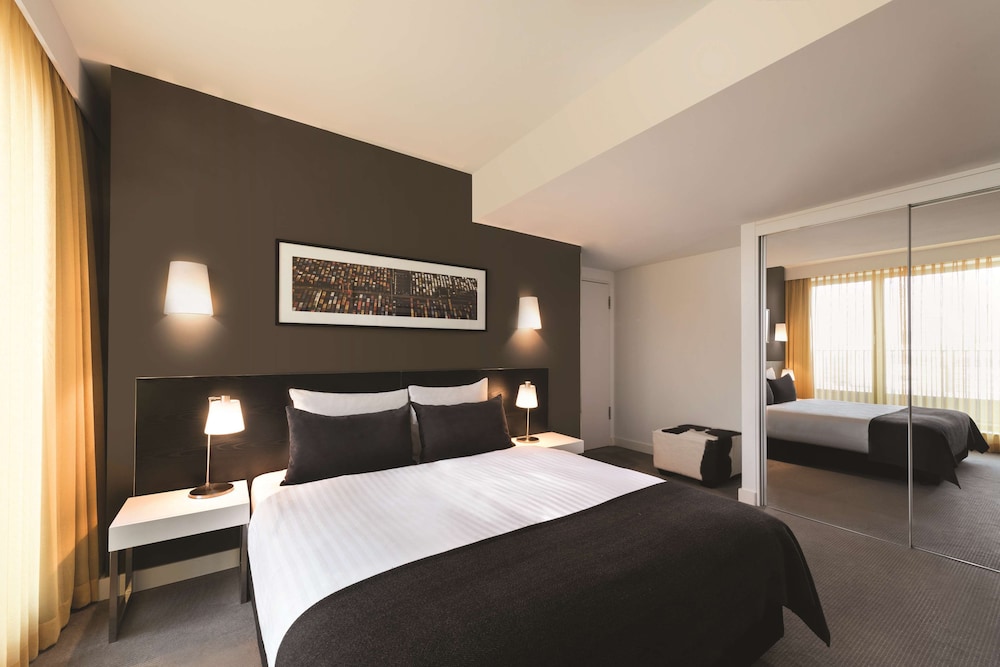 Adina Apartment Hotel Berlin Hackescher Markt — Hotel rooms in Berlin, Berlin