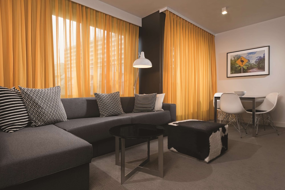 Adina Apartment Hotel Berlin Hackescher Markt — Hotel rooms in Berlin, Berlin