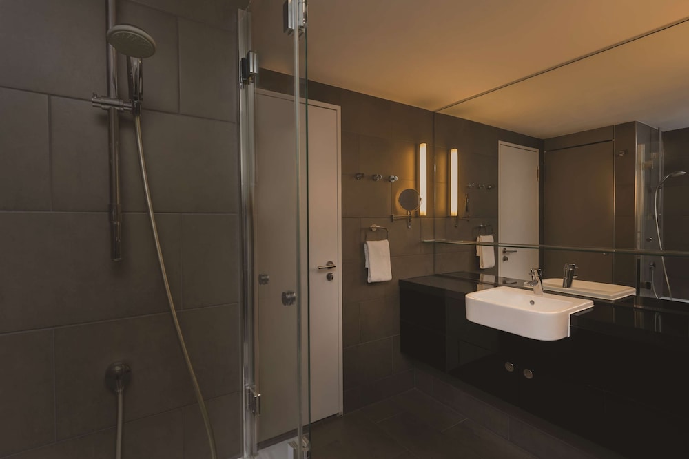 Adina Apartment Hotel Berlin Hackescher Markt — Hotel rooms in Berlin, Berlin